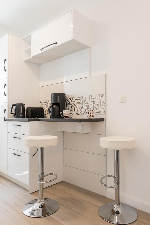 New, Private Heated Swimming Pool, Free Parking, Trogir Centar Apartment Екстериор снимка
