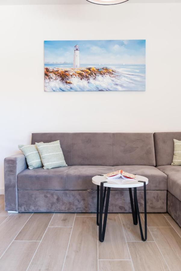 New, Private Heated Swimming Pool, Free Parking, Trogir Centar Apartment Екстериор снимка
